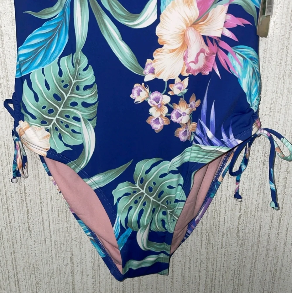 NWT Hobie Size Medium Once piece Swimsuit Zippered Back Blue Floral